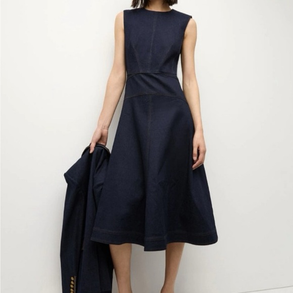 Veronica Beard Dresses & Skirts - Veronica Beard Karrigan paneled denim midi dress, size 6, NWOT, MSRP $687